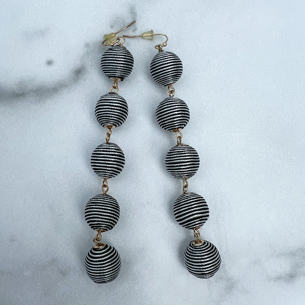 Black & White Stripped Ball Earrings
